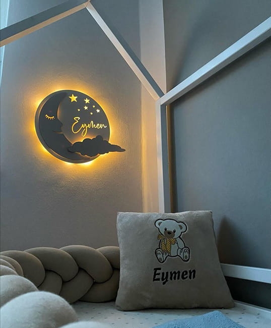 Ręcznie malowana lampka nocna Księżyc.jpg