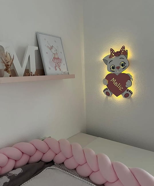 Ręcznie malowana lampka nocna Kotek.jpg