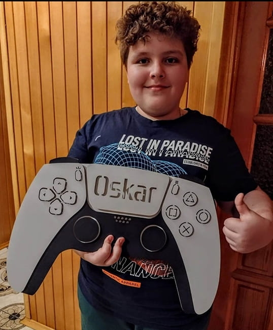 Lampka nocna pad do gier