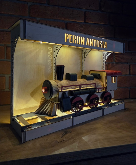 Lampka nocna lokomotywa z peronem
